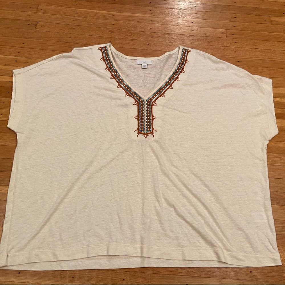 J. Jill cream embroidered neckline short sleeve top
